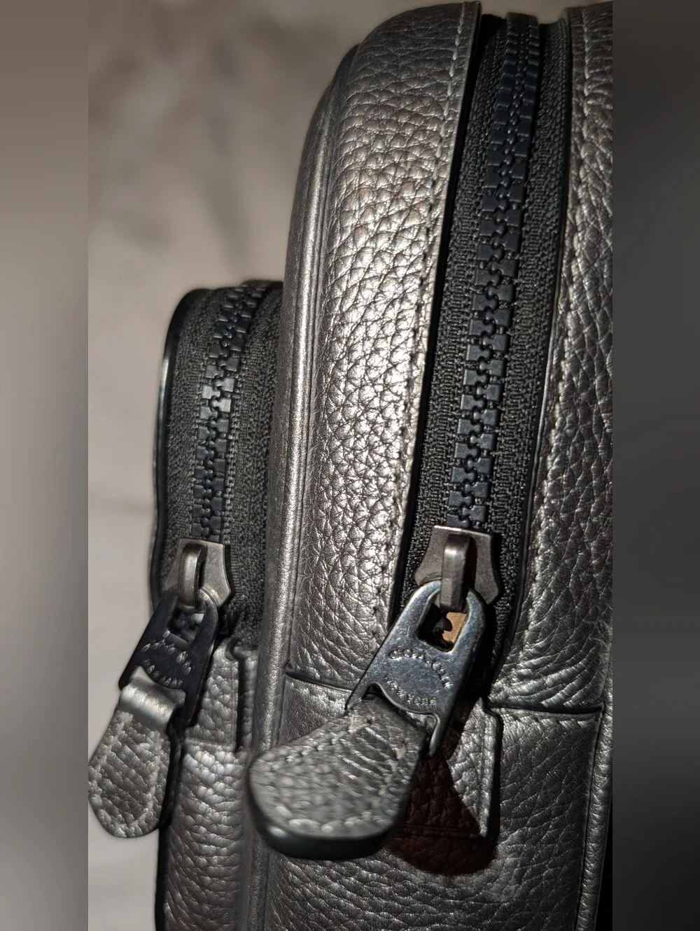 Coach Track Pack 14 Crossbody Sling Bag Metallic Ash Silver CP141 VGUC